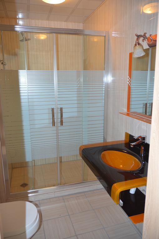 Legacy Hotel Batumi Quarto foto